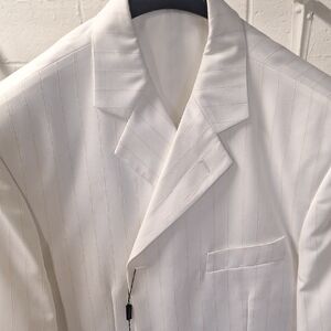Pacelli White Blazer